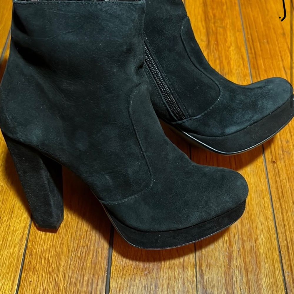 Steve Madden Black Suede Ankle Boots